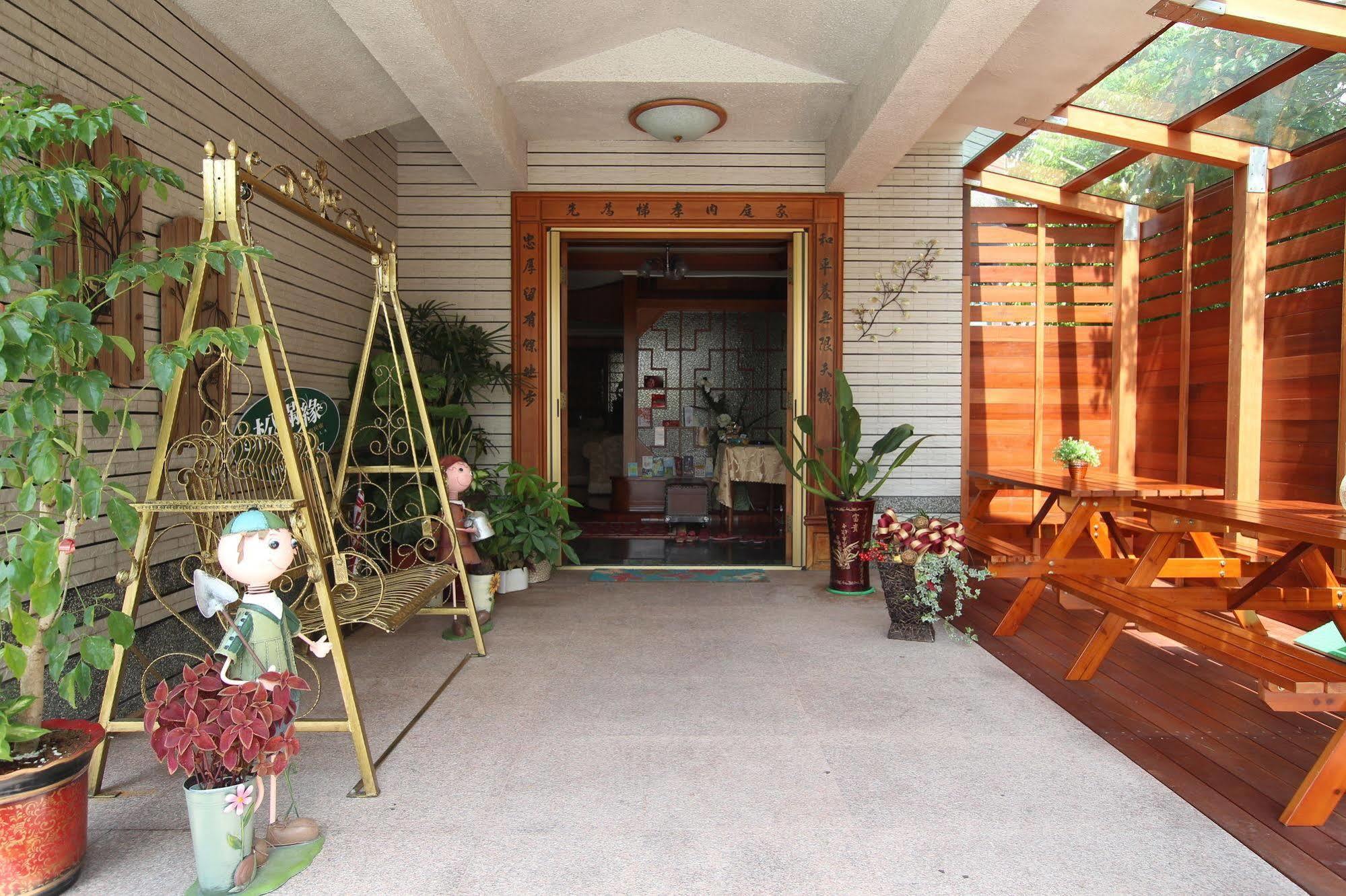 Yilan Pine Villa Homestay Luodong Eksteriør billede