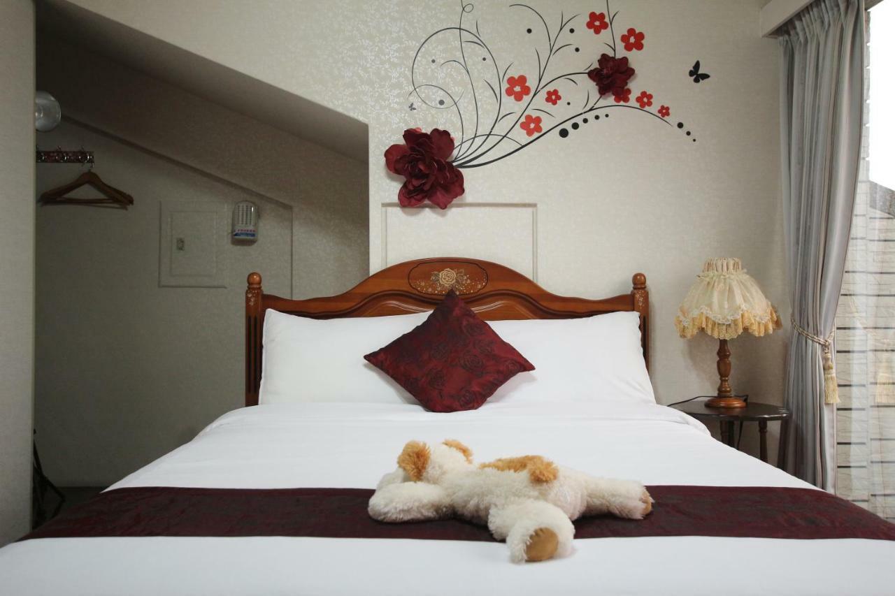 Yilan Pine Villa Homestay Luodong Eksteriør billede